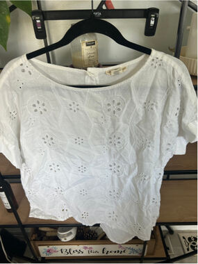 Women's Christian Siriano New York White Eyelet Blouse M